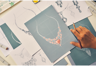 The Future of Jewelry: Blending Technology with Tradition